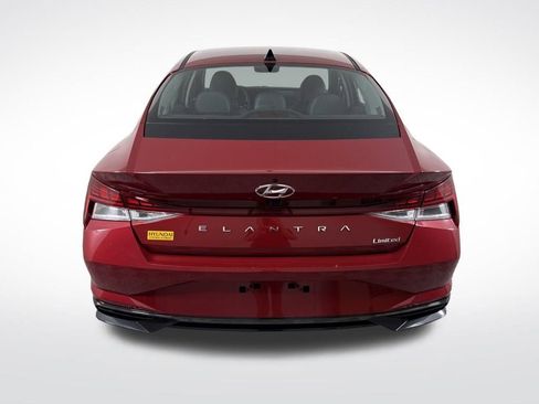 Used 2023 Hyundai Elantra Limited image 5
