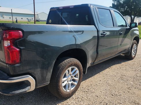 Used 2025 Chevrolet Silverado 1500 LT w/ Z71 Off-Road Package AWD/4WD image 4
