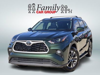 Used 2025 Toyota Highlander XLE