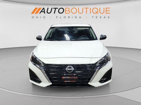 Used 2024 Nissan Altima 2.5 S FWD image 8