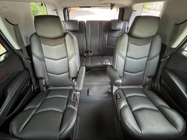 Used 2016 Cadillac Escalade Premium AWD/4WD image 23
