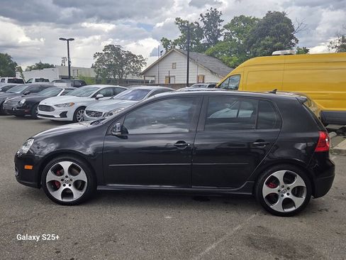Used 2009 Volkswagen GTI 4-Door FWD image 4