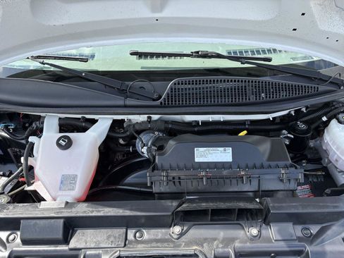 Used 2021 GMC Savana 2500 w/ Driver Convenience Package RWD image 22