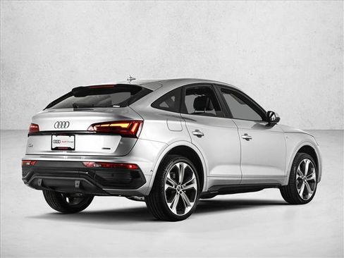 Used 2023 Audi Q5 2.0T Prestige w/ Prestige Package AWD/4WD image 5