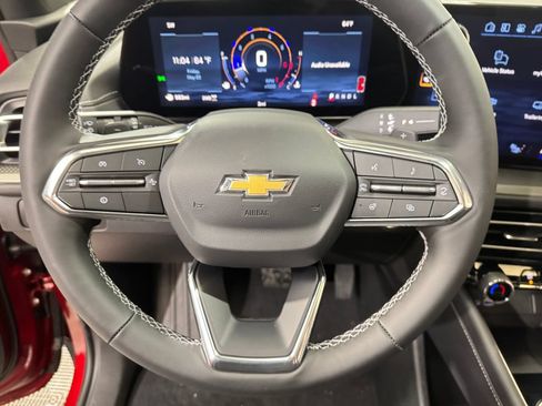 New 2026 Chevrolet Traverse LT w/ Sun and Wheel Package AWD/4WD image 18