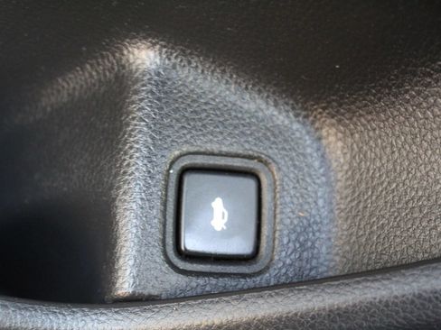 Used 2019 Honda Accord Sport image 29