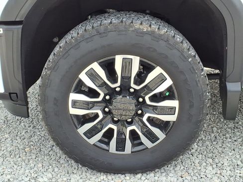 Used 2025 GMC Sierra 3500 Denali Ultimate AWD/4WD image 23