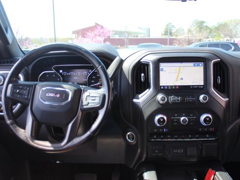 Used 2020 GMC Sierra 2500 AT4 w/ AT4 Premium Package image 30