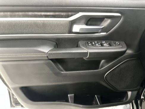 Used 2022 RAM 1500 Big Horn AWD/4WD image 11
