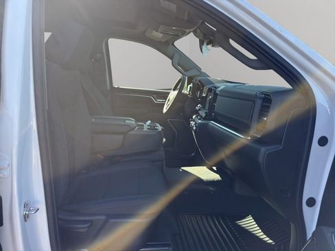New 2026 GMC Sierra 1500 Elevation image 25