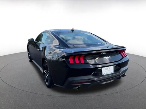 Used 2024 Ford Mustang Premium image 11
