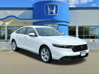 New 2025 Honda Accord LX video 1