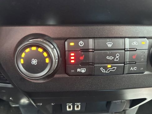 Used 2019 Ford F150 XLT w/ Equipment Group 302A Luxury image 7