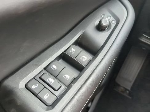 Used 2023 Jeep Grand Cherokee L Limited w/ Luxury Tech Group II AWD/4WD image 24