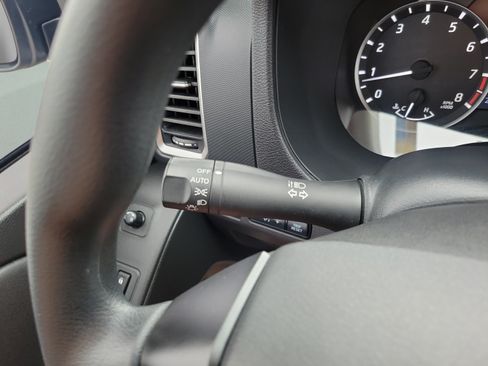 Certified 2024 Nissan Frontier SV RWD image 21