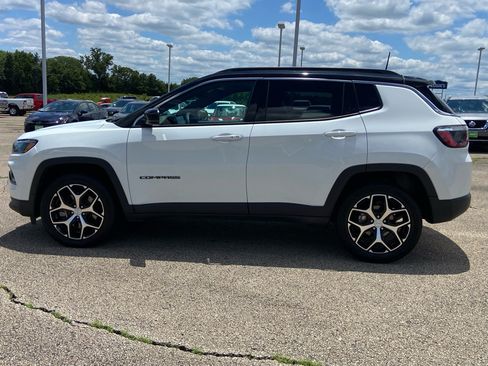 Used 2024 Jeep Compass Limited AWD/4WD image 6