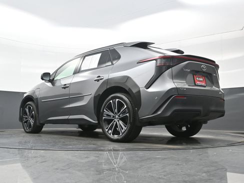 Used 2024 Toyota bZ4X Limited image 31