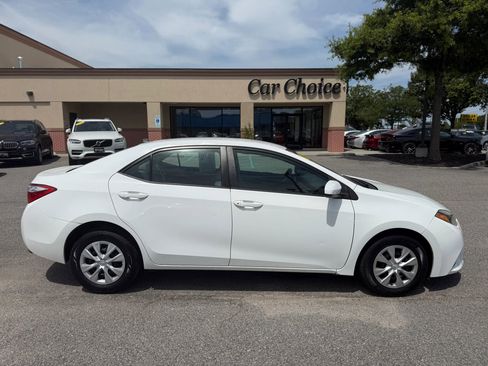 Used 2014 Toyota Corolla L FWD image 7