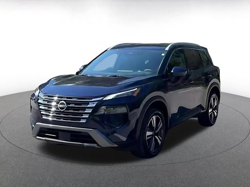 Used 2026 Nissan Rogue SL FWD image 7