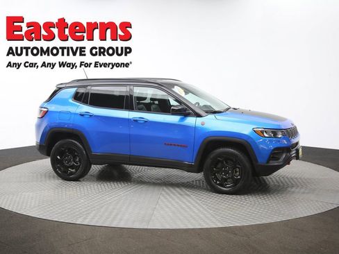 Used 2023 Jeep Compass Trailhawk AWD/4WD image 47