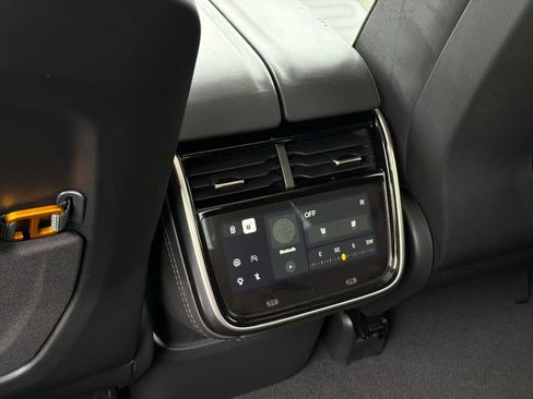 Used 2025 Rivian R1T Adventure AWD/4WD image 25