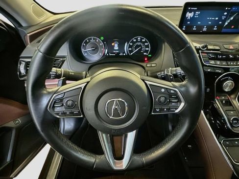 Used 2024 Acura RDX w/ Technology Package AWD/4WD image 11