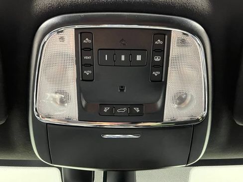 Used 2018 Jeep Grand Cherokee SRT AWD/4WD image 21