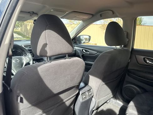 Used 2015 Nissan Rogue SV w/ SV Premium Package image 20