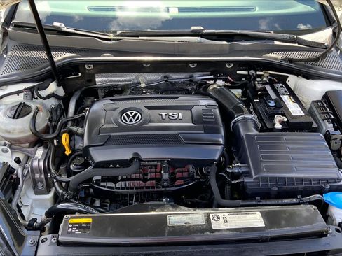Used 2015 Volkswagen GTI S FWD image 30