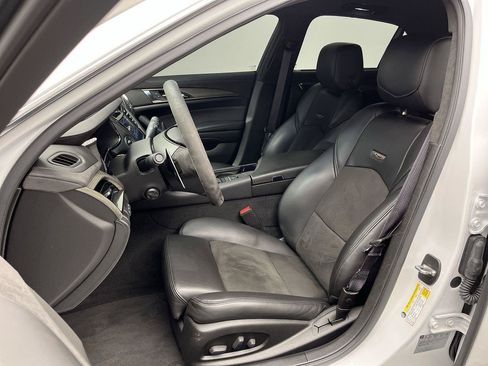 Used 2016 Cadillac CTS V w/ Carbon Fiber Package RWD image 9