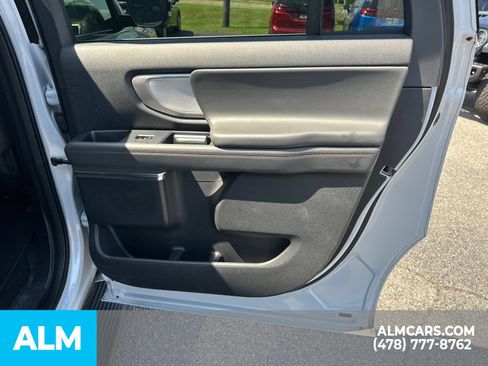 Used 2025 Ford Expedition Max Active AWD/4WD image 19