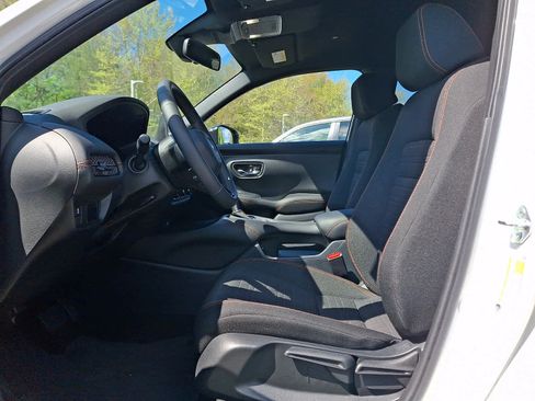 Certified 2024 Honda HR-V Sport image 15