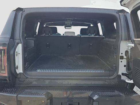 Used 2024 GMC Hummer EV 3X AWD/4WD image 17