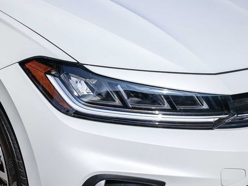 New 2026 Volkswagen Jetta SE image 14