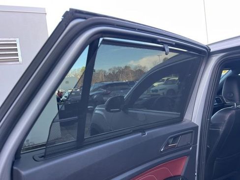 Used 2021 Volkswagen Atlas Cross Sport SEL Premium image 30