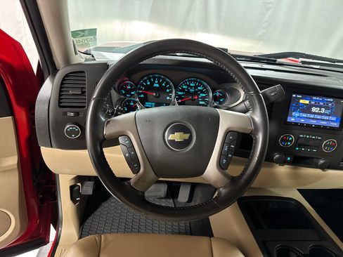 Used 2011 Chevrolet Silverado 1500 LT w/ Texas Edition RWD image 14