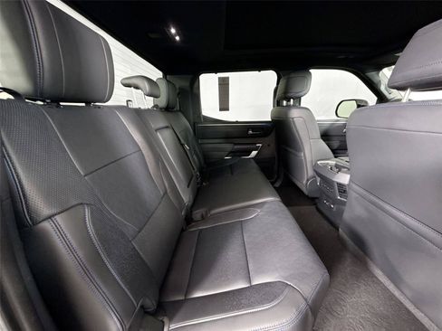 Used 2023 Toyota Tundra Platinum AWD/4WD image 46