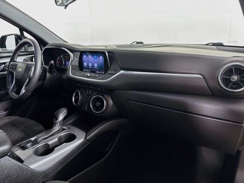 Used 2019 Chevrolet Blazer LT FWD image 34