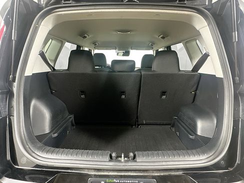Used 2025 Kia Soul LX w/ LX Technology Package FWD image 27