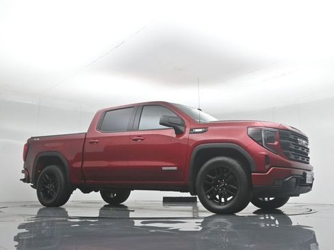 Used 2022 GMC Sierra 1500 Elevation image 4