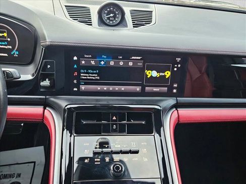 Used 2024 Porsche Panamera image 13