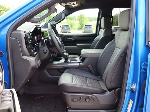 Used 2026 Chevrolet Silverado 1500 ZR2 AWD/4WD image 16