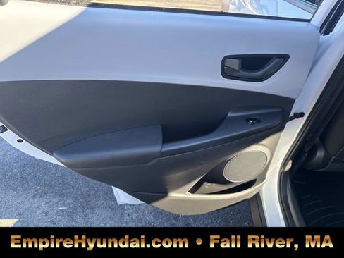 Used 2019 Hyundai Kona SE image 16