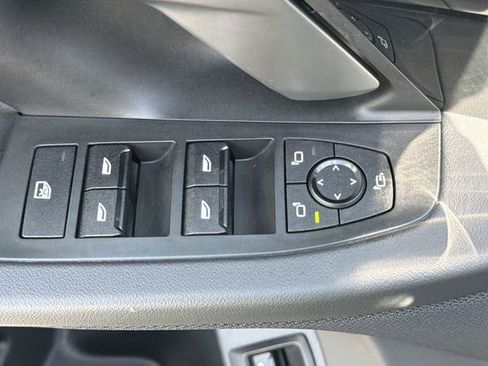 Used 2025 BMW 540i xDrive AWD/4WD image 16
