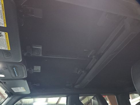 Used 2024 Ford Bronco Raptor w/ Interior Carbon Fiber Pack 6 image 30