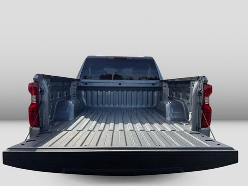 Used 2024 Chevrolet Silverado 1500 Custom image 17