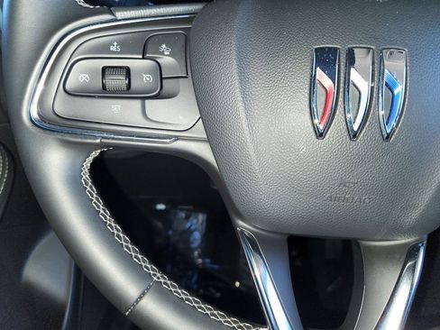 Used 2025 Buick Encore GX Preferred image 23