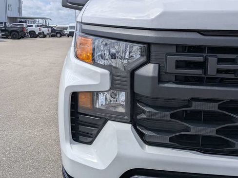 Used 2024 Chevrolet Silverado 1500 Custom Trail Boss AWD/4WD image 10