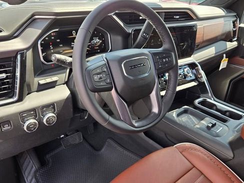 Used 2026 GMC Sierra 2500 Denali Ultimate AWD/4WD image 11