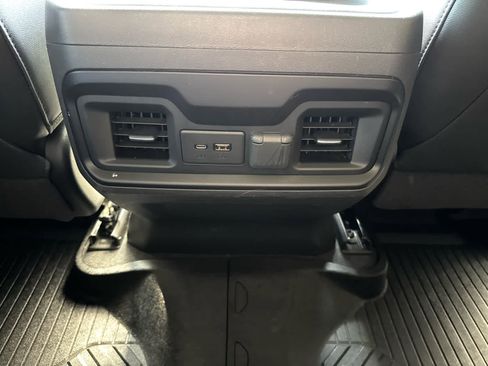 Used 2020 Chevrolet Silverado 1500 LT Trail Boss image 38